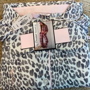 BNWT Victoria Secret Dreamer Pajamas Flannel
